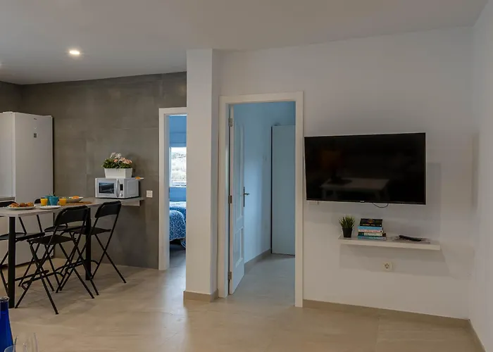 Kiposhi Punta Mujeres * Haría